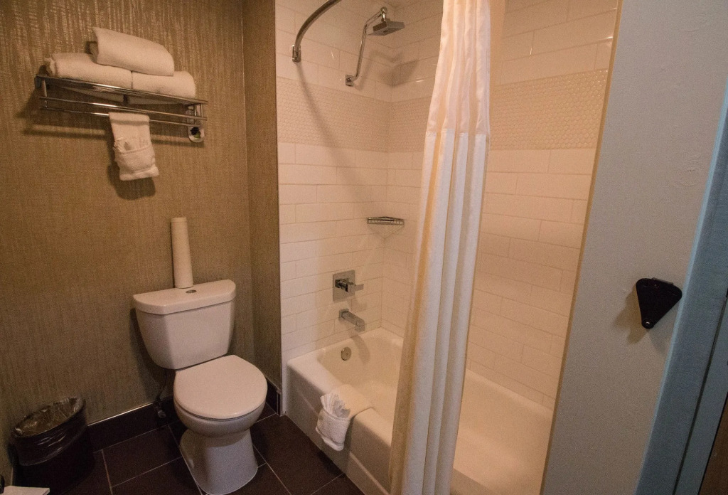Empeiria High Sierra Hotel