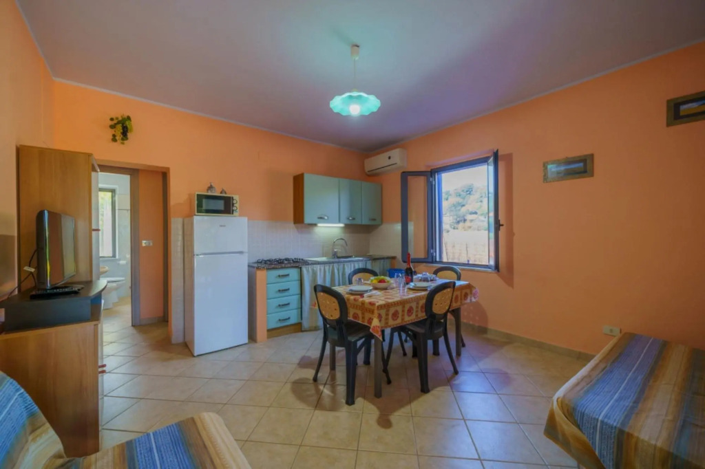 Multicolor Apartment 4 Sea and Nature-APPARTAMENTO MULTICOLOR 4
