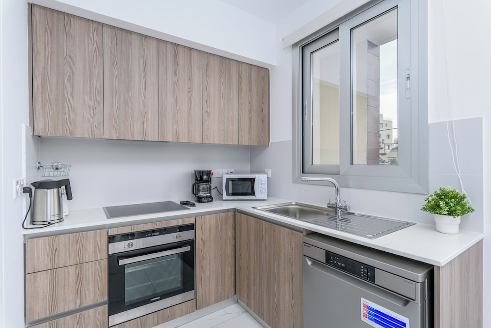 Mirage 2-BR Apt. & Balcony in Larnaca