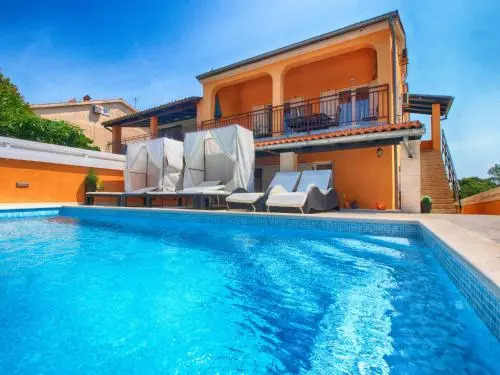 House Vesna 1479
