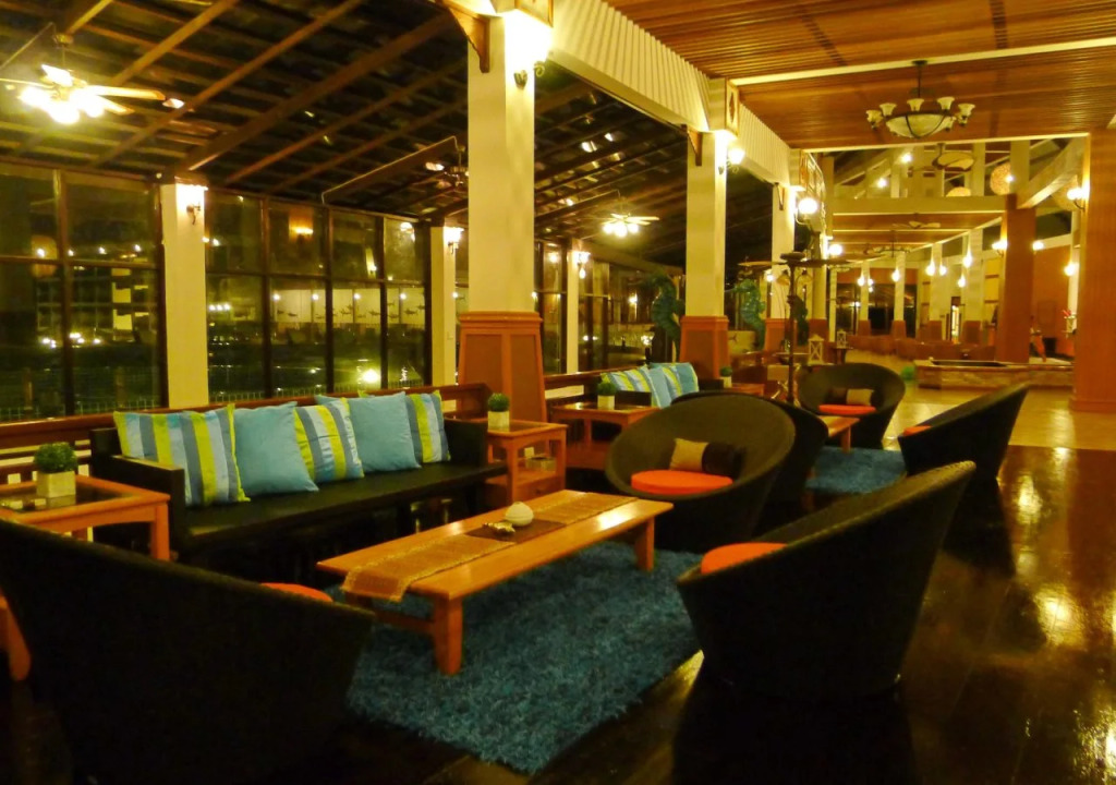 Pearl Laguna Resort