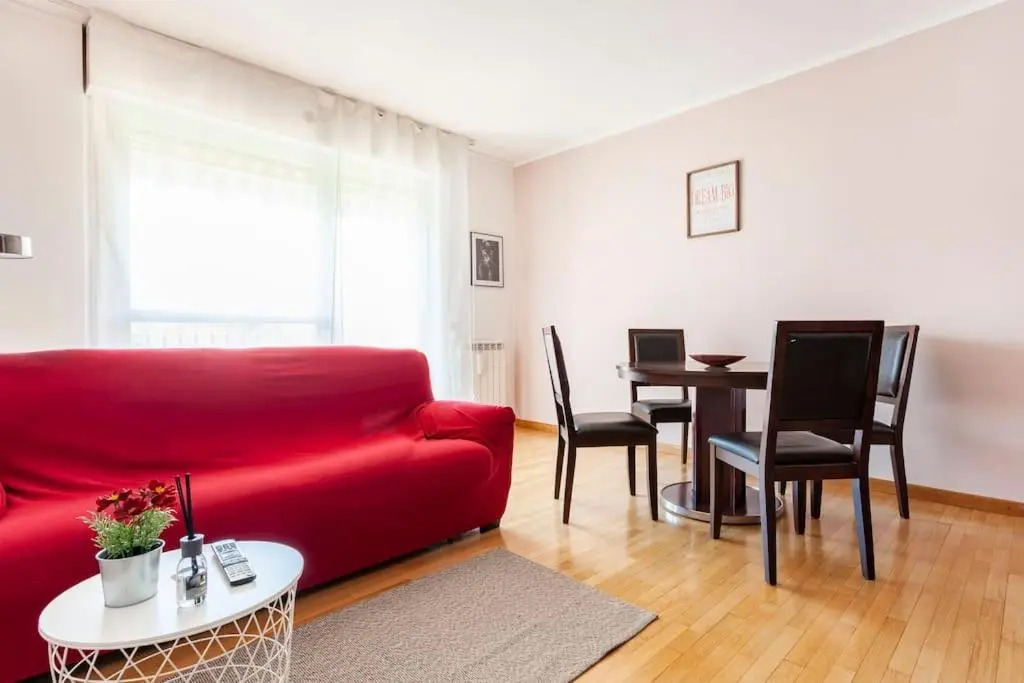 Elegante Suite adiacente Metro, Wifi Netflix