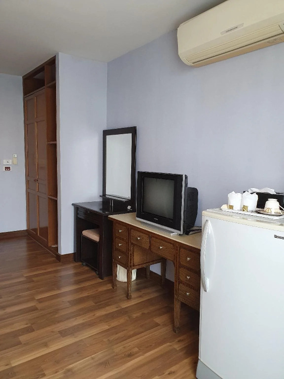 August Residence