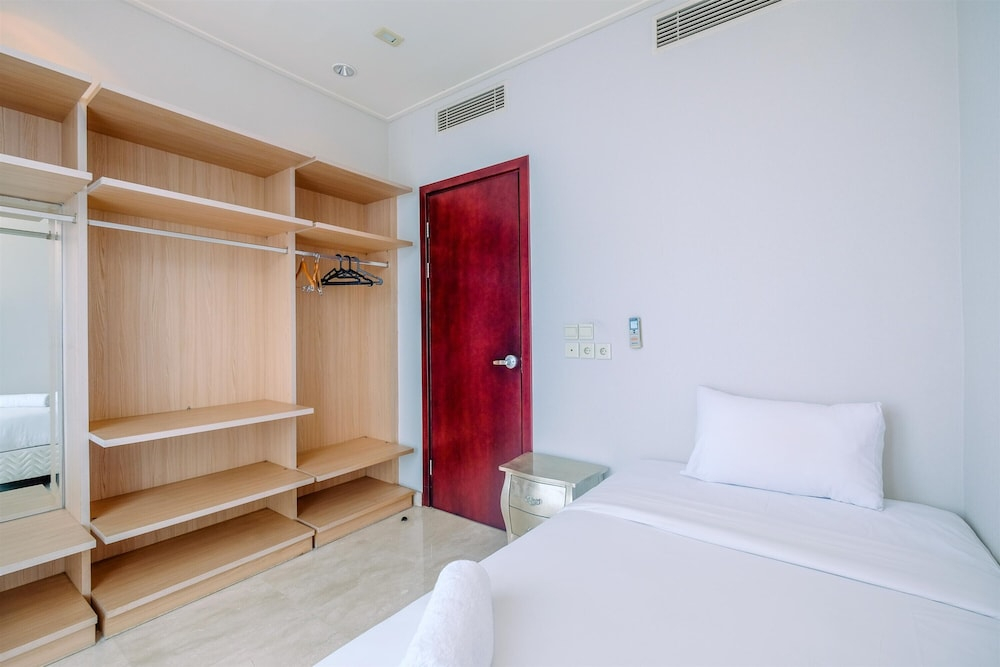 New Furnished And Comfortable 2Br At The Mayflower Apartment