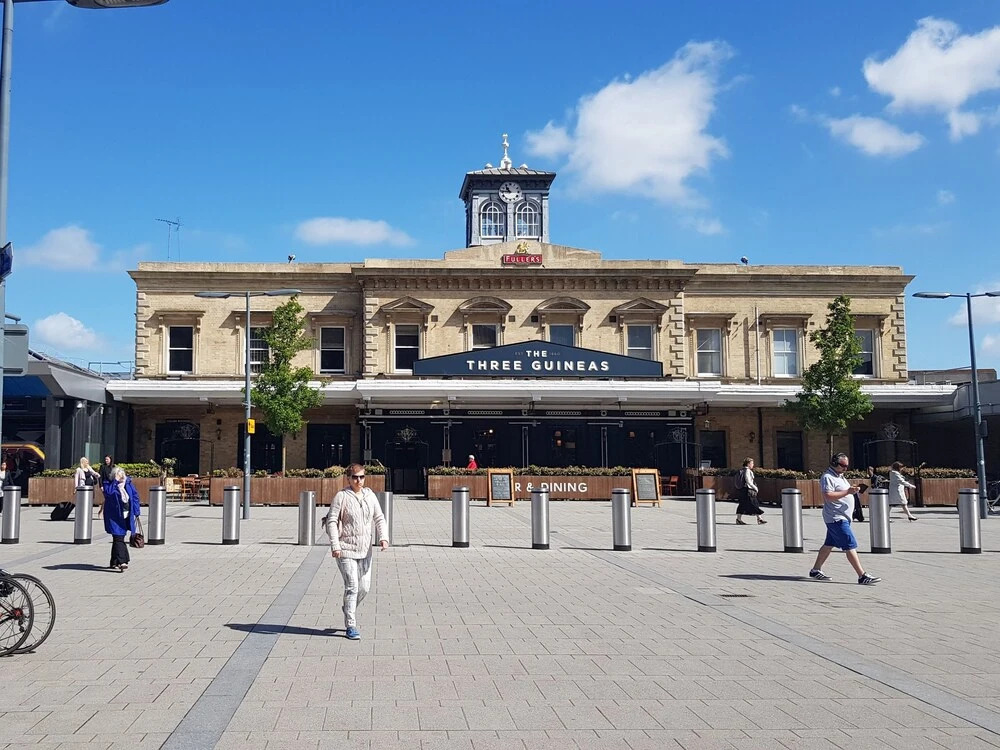 City Centre Hermitage 1 Bedroom Serviced Apartment + Parking