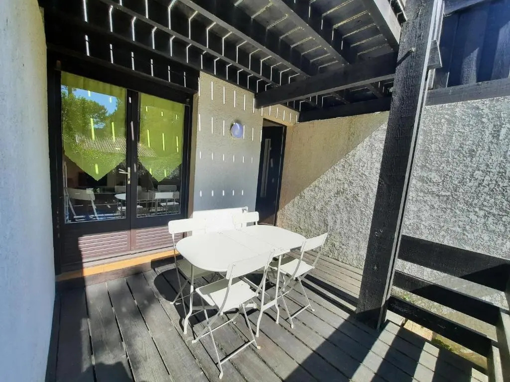 Villa Patio Duplex Calme, Proche Plage et Commerces, Idéale pour 4 Pers. - FR-1-239-237
