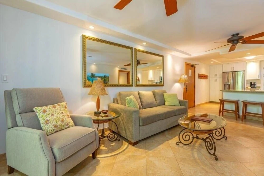 Royal Mauian #219 2 Bedroom Condo by RedAwning