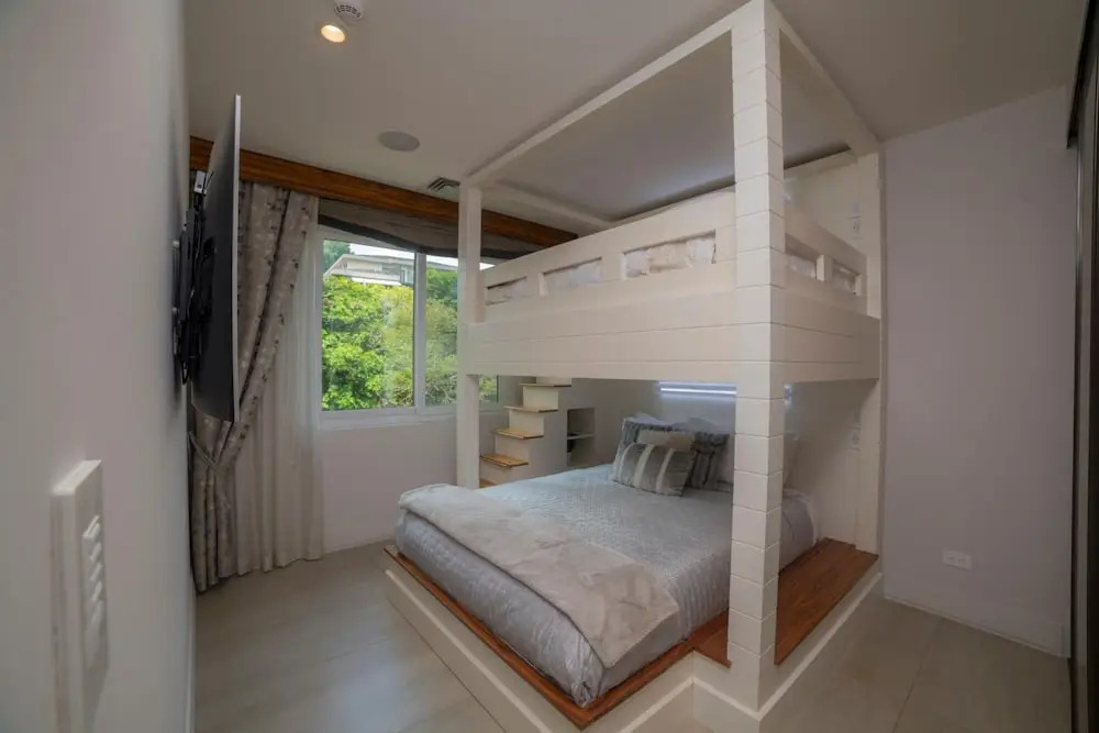 Miramar 4A - 3bdr 3bth Ocean View