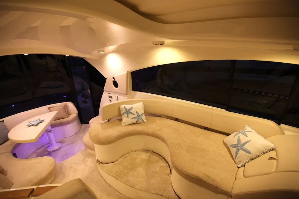 Ekimbey Yatch