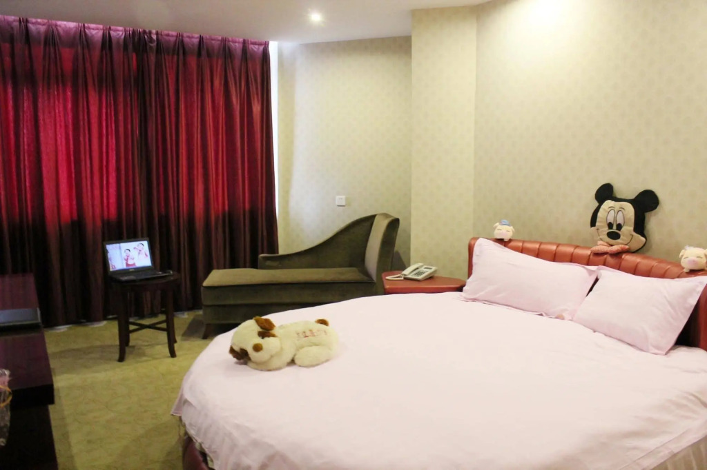Zhaoxing Business Hotel