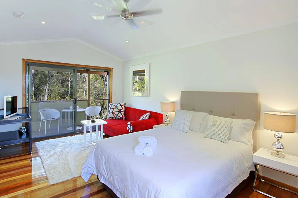 A PERFECT STAY –Blue Bliss