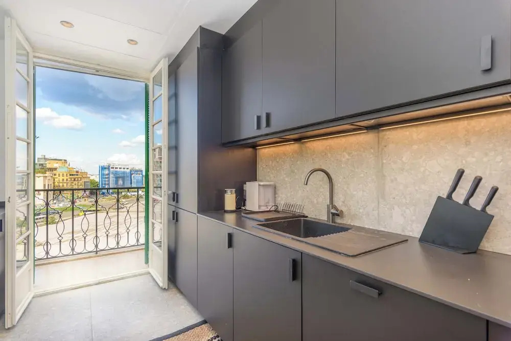 Mundo - 2 BR Apartment at Saifi Village
