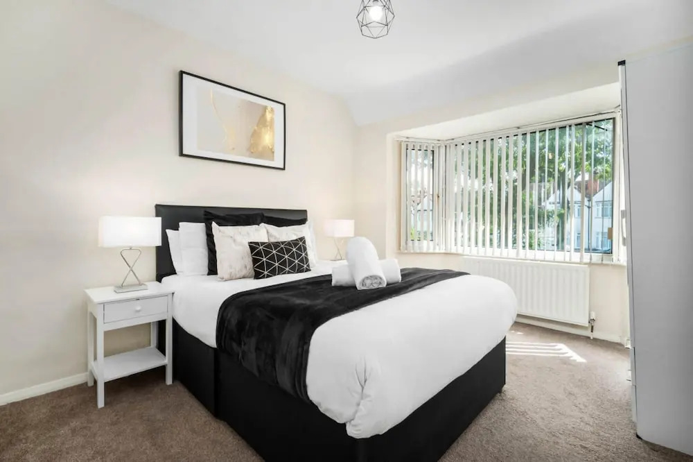 Luxury House Near Solihull(No Front Desk Please Contact The Property 5 Days In Advance)