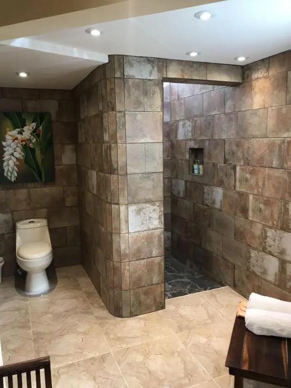 Tamarindo Village Hotel