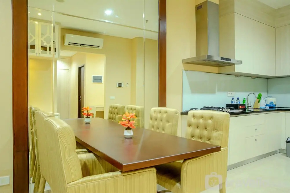 Spacious Four Winds Apartment with City View