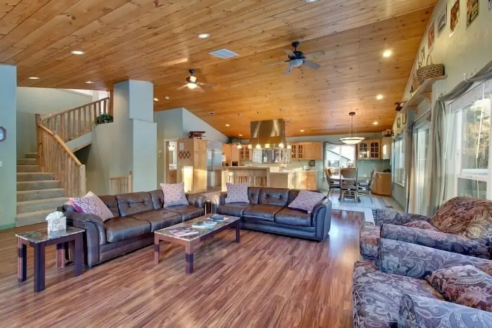 Sequoia Chalet 5 Bedroom Home