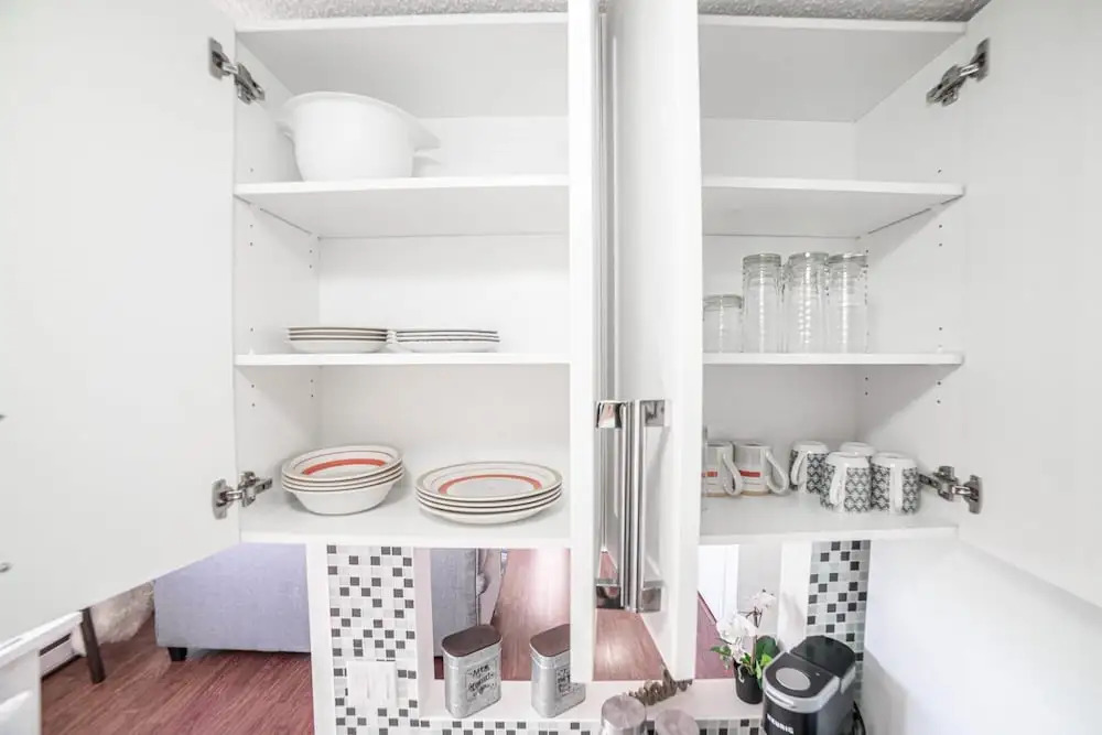 Beautiful 2bdr Suite w Parking Patio Coffee Wifi
