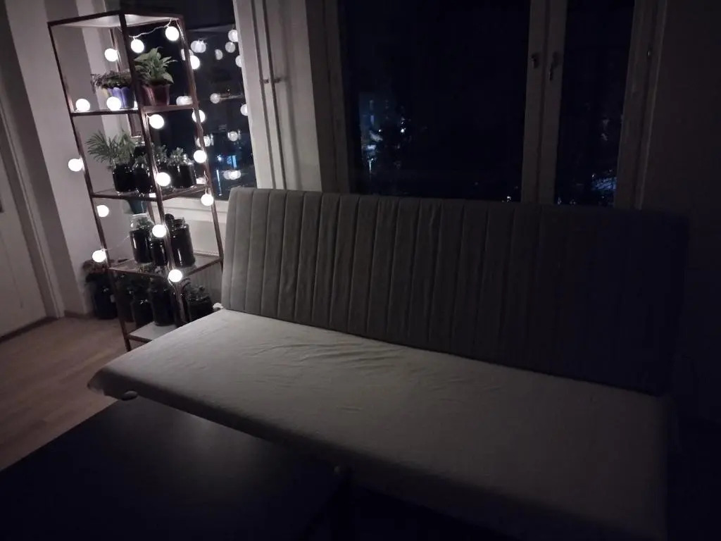 Helsinki Private-Yksityinen-Частный Room in Shared Apartment into Airport-BusTrain Station-University