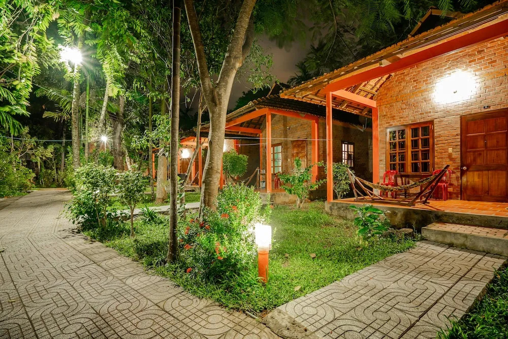 Huong Giang Bungalow