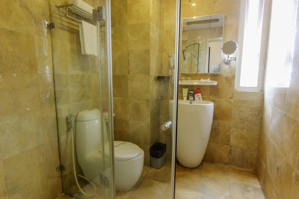 A25 Premium Hotel - 12 Ngô Sỹ Liên