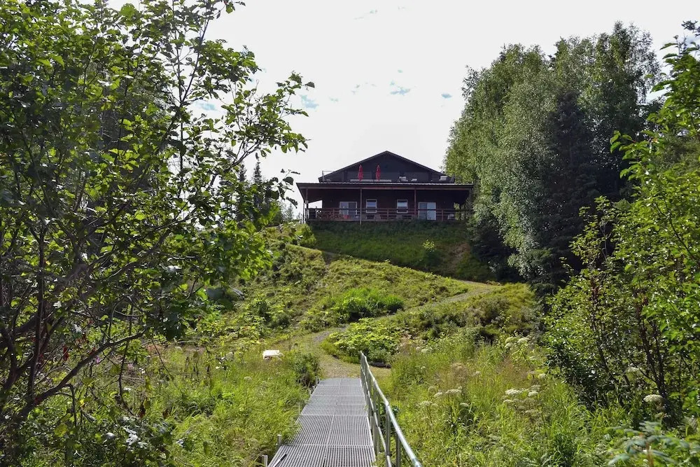 Kenai River Views & Access: Soldotna Apartment!