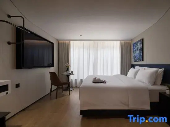 Suri City Hotel