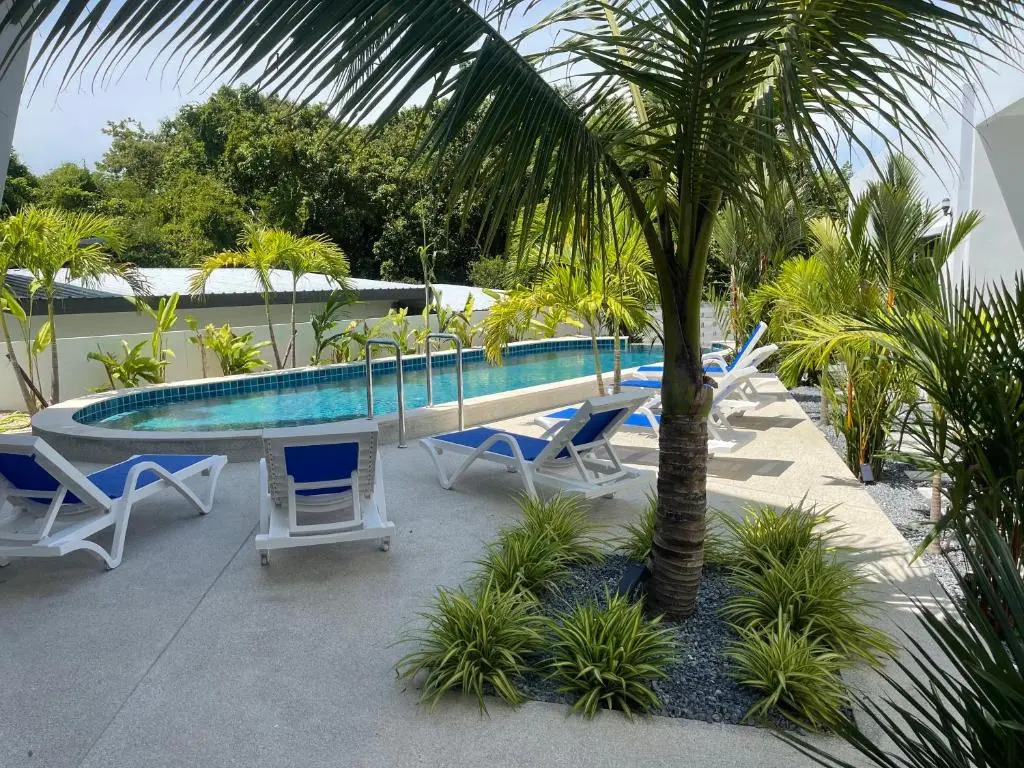 Villa 7 chambres à quelques pas de la plage !