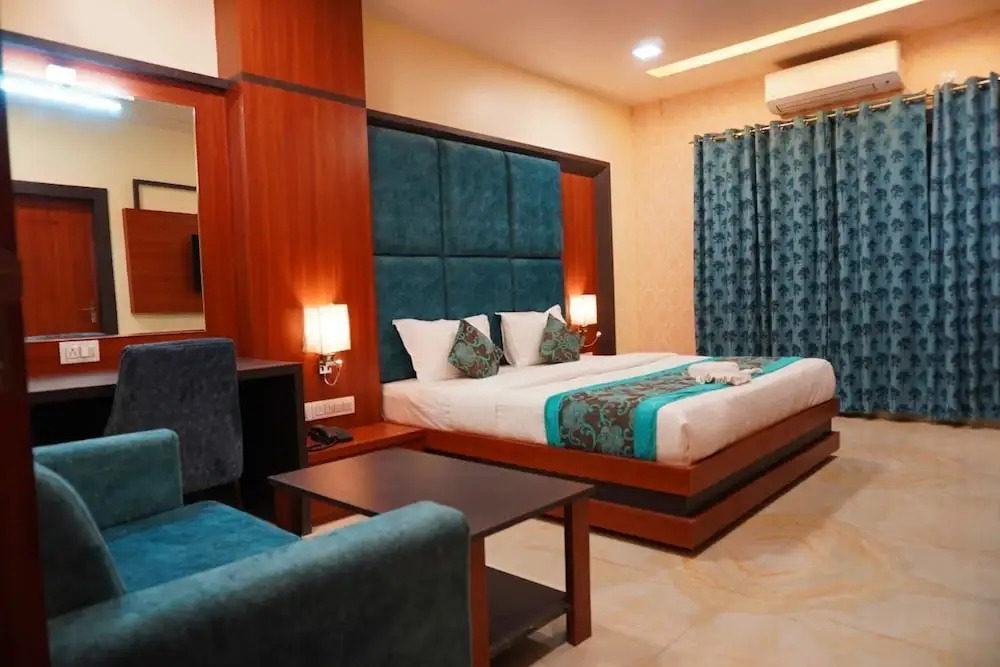 Hotel Surya
