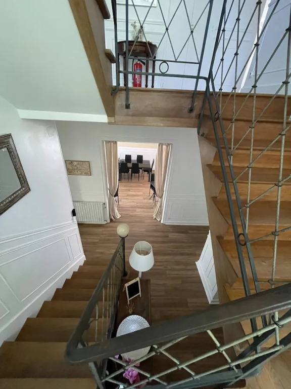 Vue du Château dExcideuil en chambres