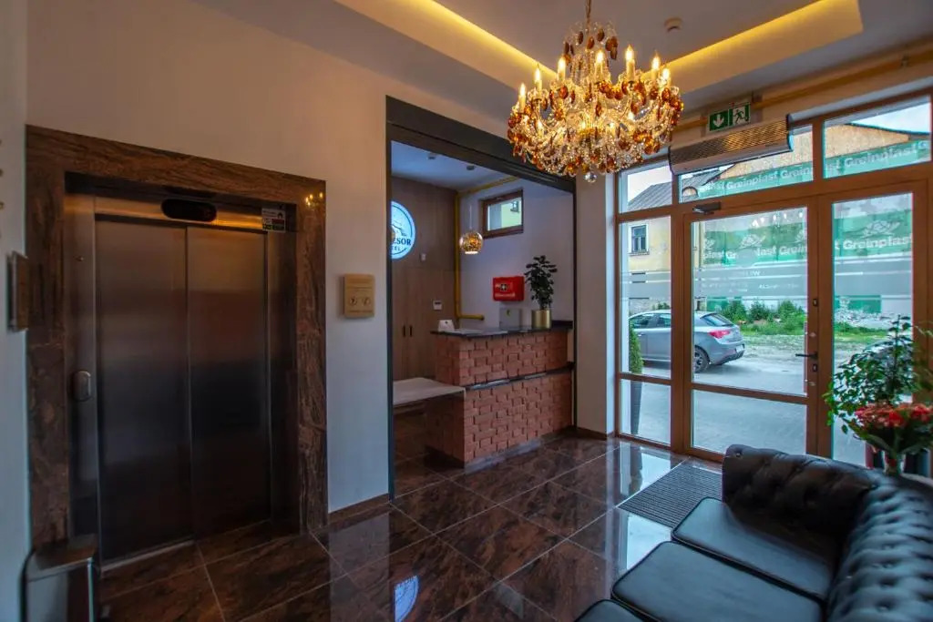 Hotel Sukcesor