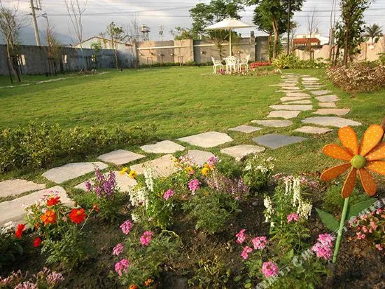 Mountain River Homestay