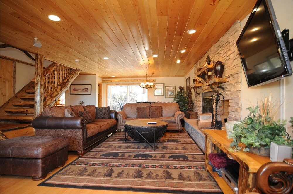 No. 13 Ski-In/Ski-Out Bear Mountain - 5 Br Home