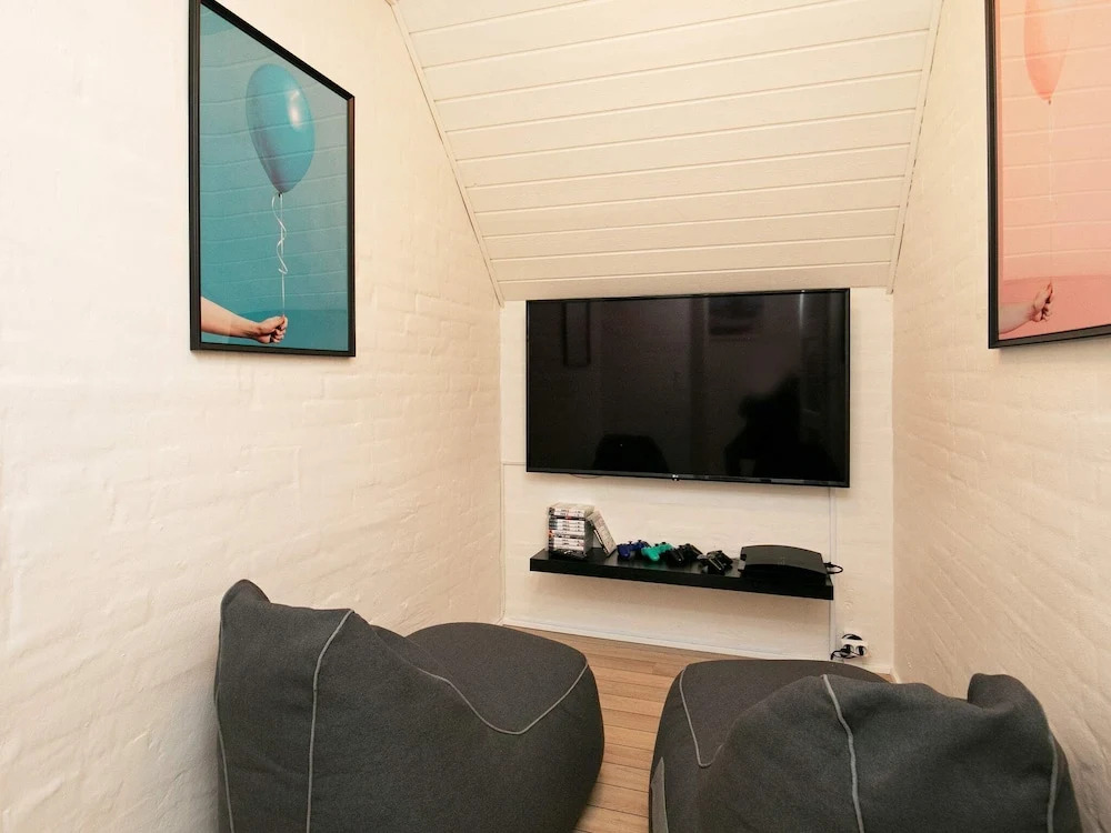 Spacious Cottage Near Forest in Ulfborg