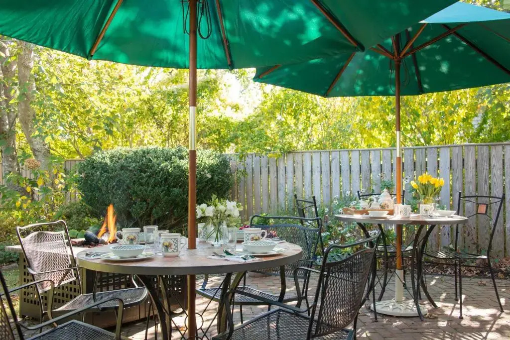 Seven Sea Street Inn