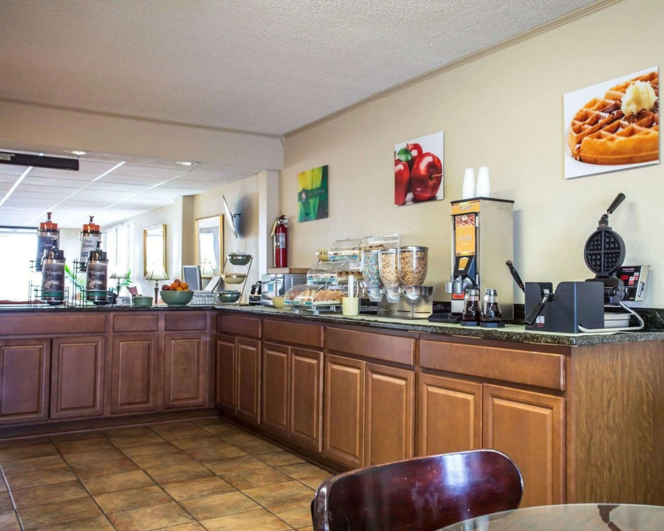 Quality Inn & Suites Monroe