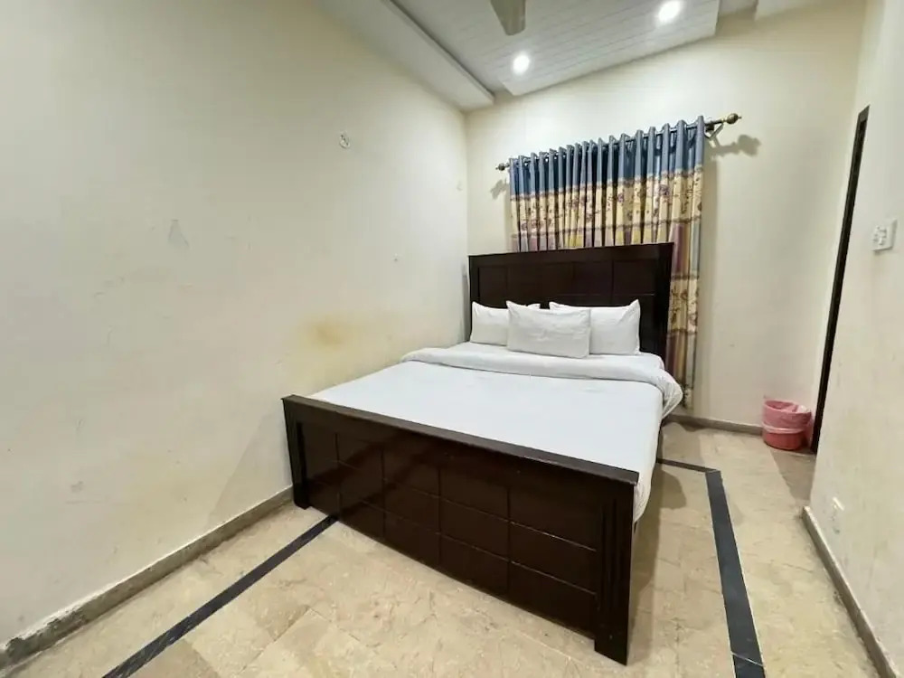 Millat Guest House G9-4