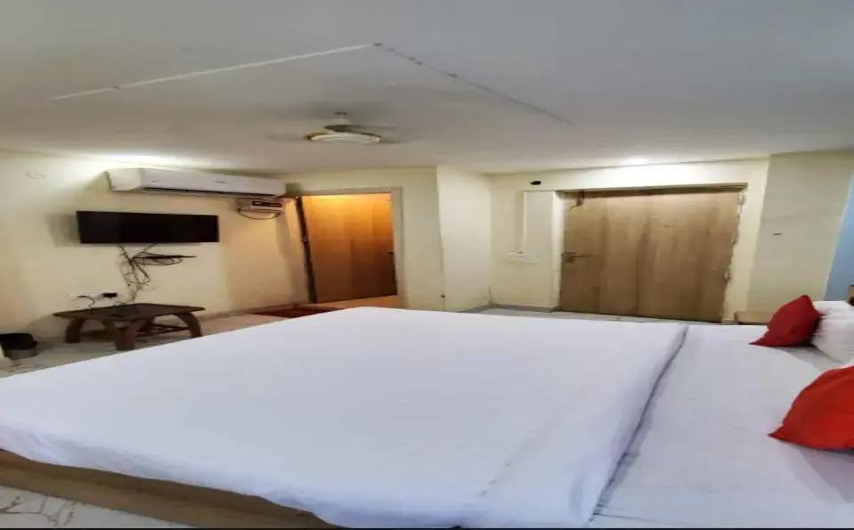Shivam Stay By WB Inn