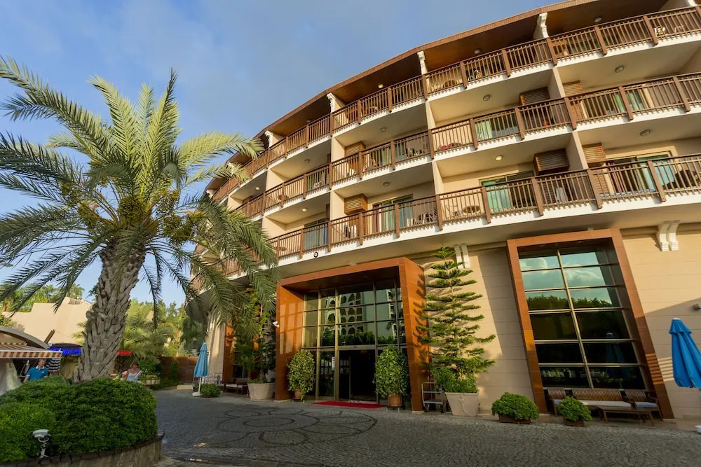 Club Dem Spa & Resort Hotel