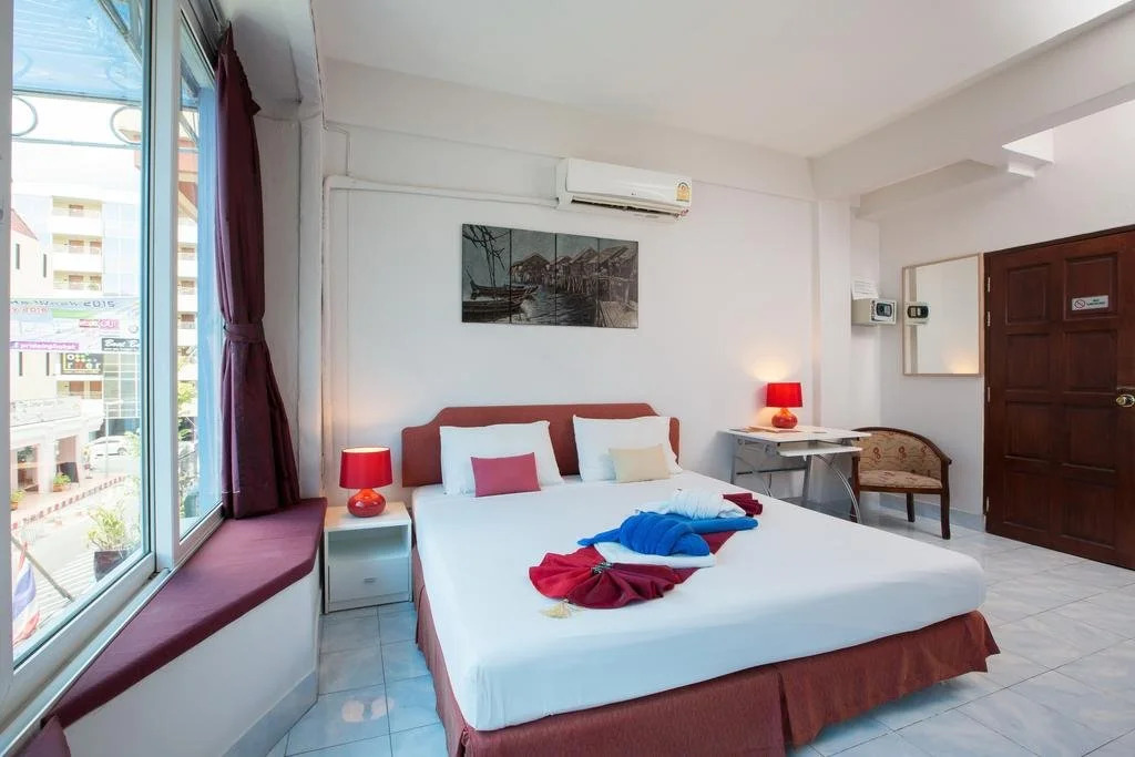 Sundowners Guesthouse