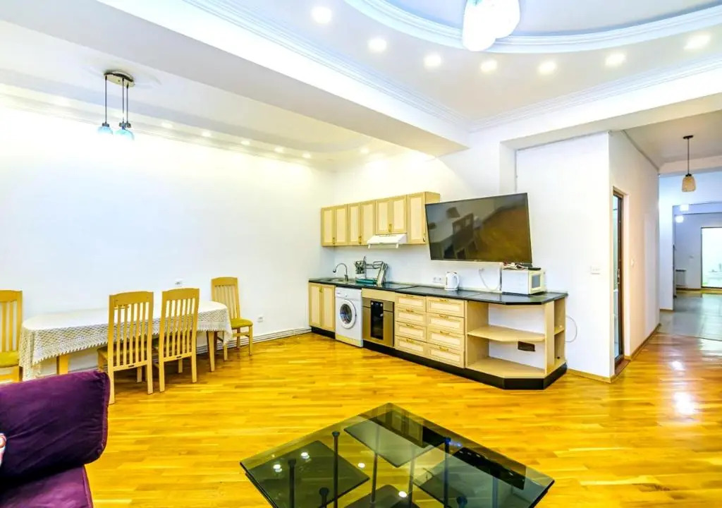 7 Bedroom Apartment on LEYLEK - Nİzami st.