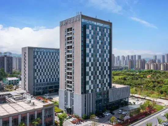 Urban Garden Hotel