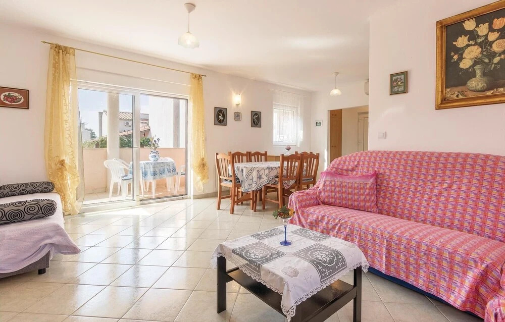 Beautiful Apartment in Vodnjan With 2 Bedrooms