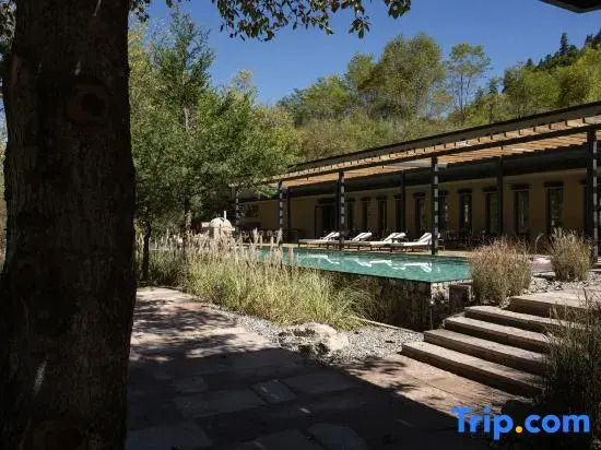 Jiuzhaigou Yangwangxingkong Manor Hotel (Preferred Choice for Overseas Tourists)