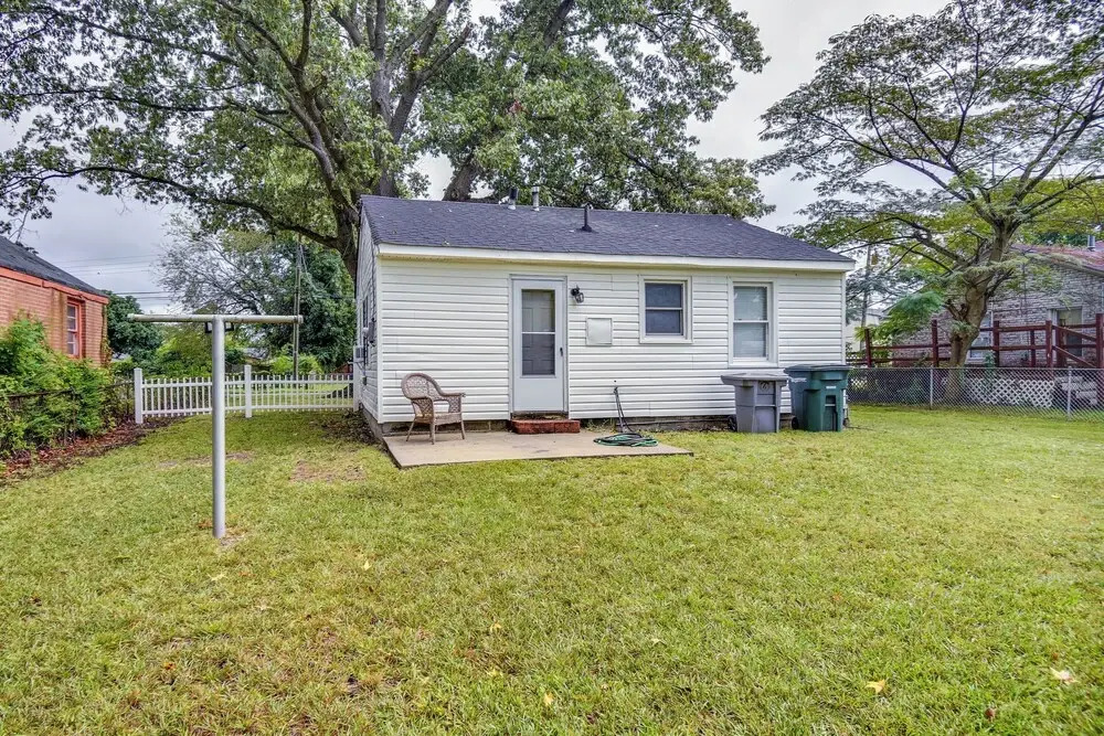 Hampton Vacation Rental: Central Location, Patio