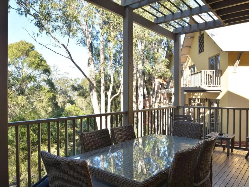 Villa 3br Bella Vista Villa located within Cypress Lakes Resort