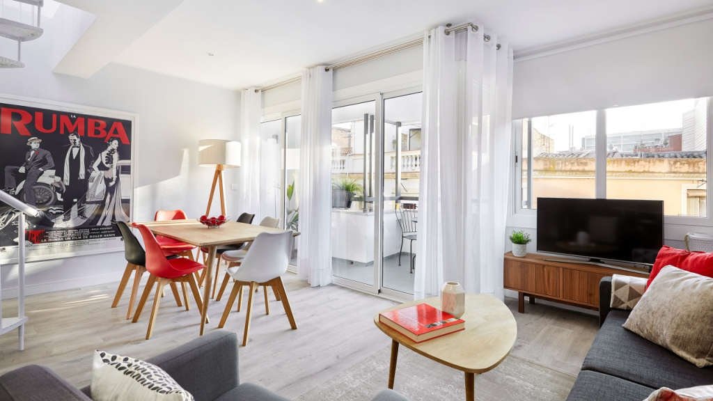 UD - MA31 Apartment with terrace (3BR) 4 - MID STAY RENTALS