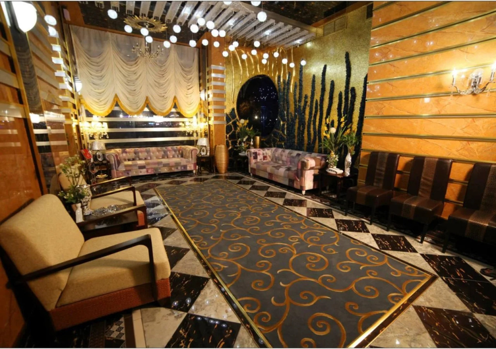 Roomi Suites Hotel