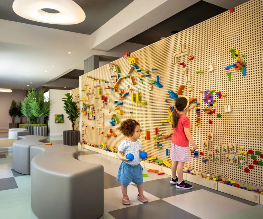 Отель Valamar Lacroma Hotel