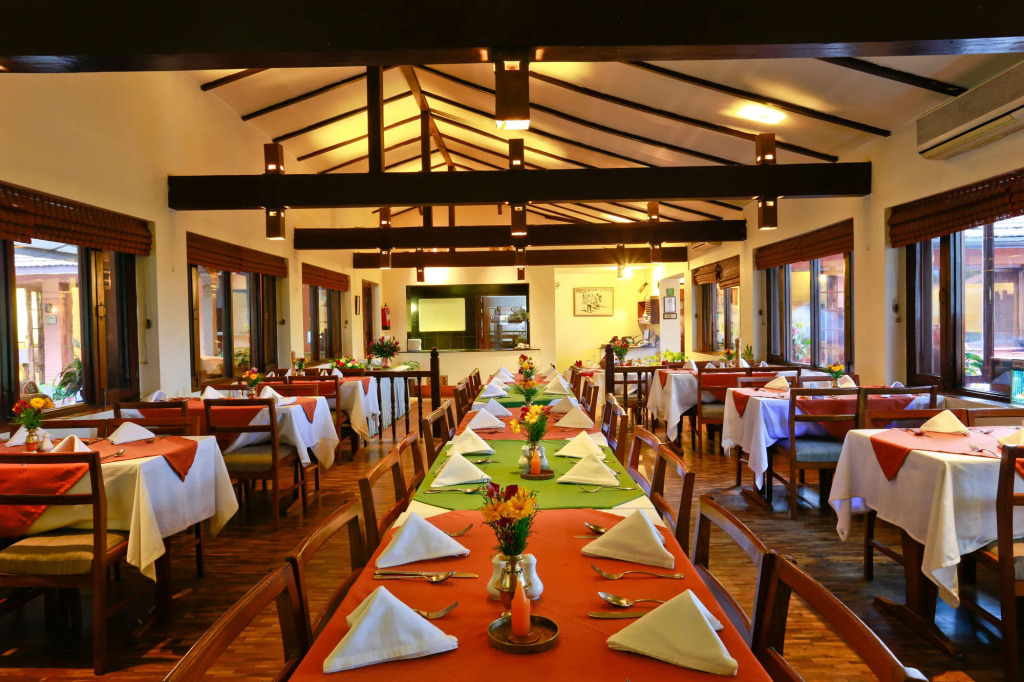 Summit Hotel