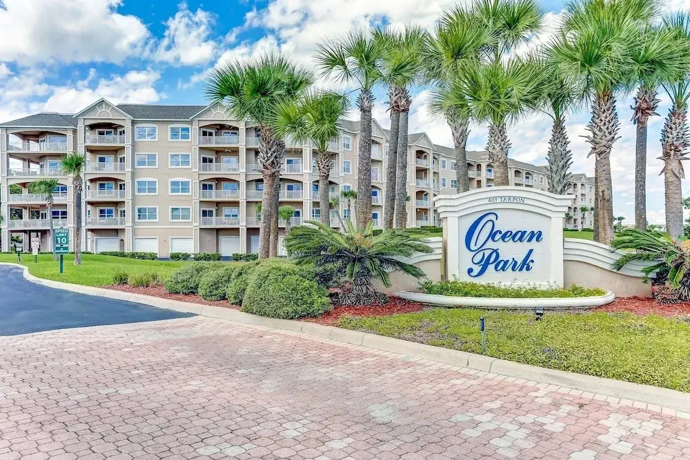Top Floor Beach View Condo Ocean Park 409